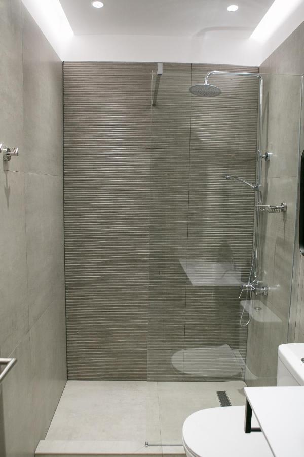 Sts Eight 6.1 Apartment เทสซาโลนิกิ ภายนอก รูปภาพ